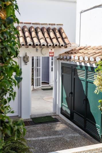 Image No.7-2 Bed Townhouse for sale