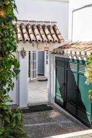 23-79897b85162c6a486c7a4d1eb46924dd