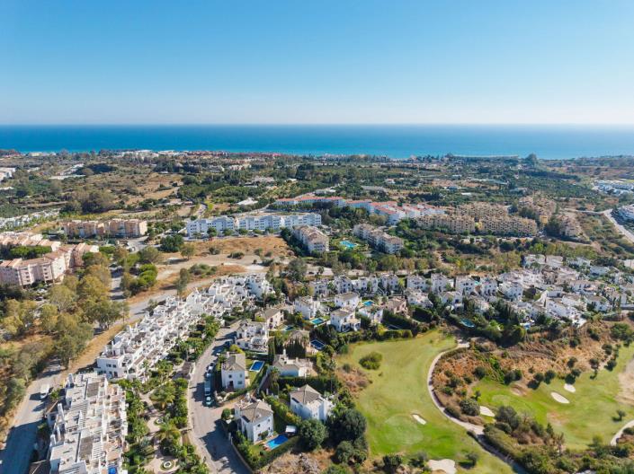 Image No.32-4 Bed Villa / Detached for sale