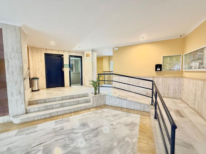 Image No.22-2 Bed Apartment for sale