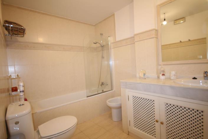 Image No.31-3 Bed Apartment for sale