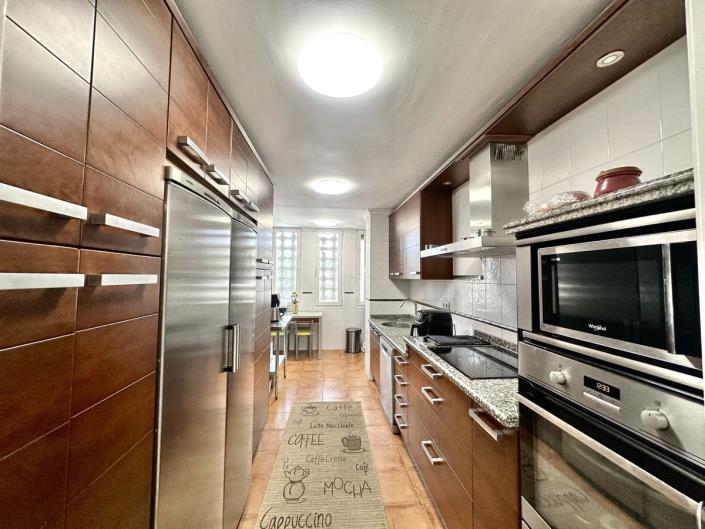 Image No.7-3 Bed Apartment for sale