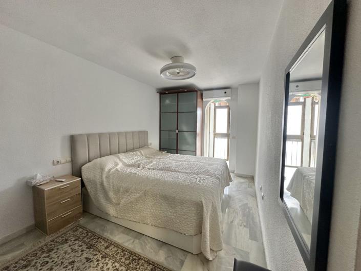 Image No.13-3 Bed Apartment for sale