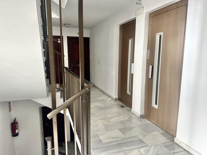 Image No.35-3 Bed Apartment for sale