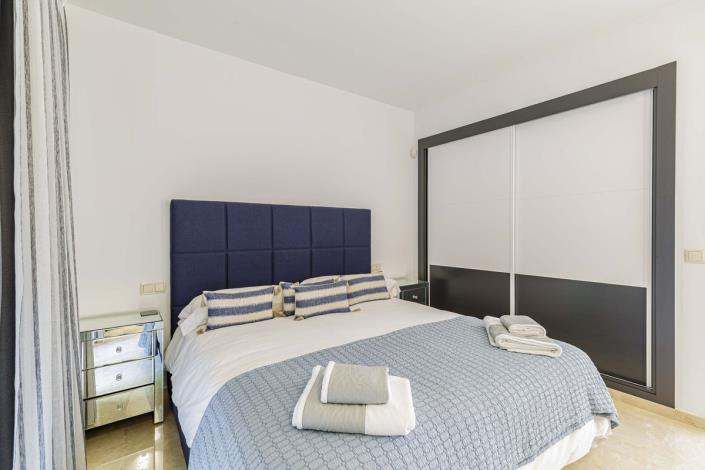 Image No.11-3 Bed Apartment for sale