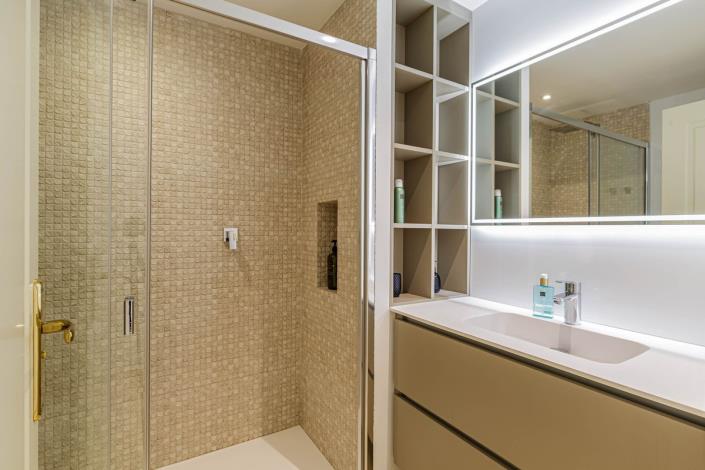 Image No.12-3 Bed Apartment for sale