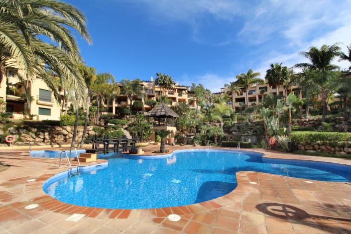 Image No.15-3 Bed Apartment for sale