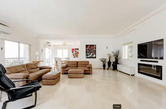 Image No.8-5 Bed Villa / Detached for sale