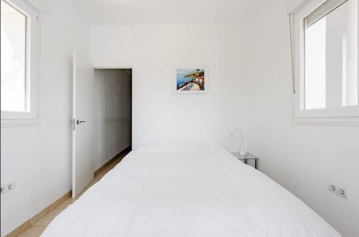 Image No.18-5 Bed Villa / Detached for sale