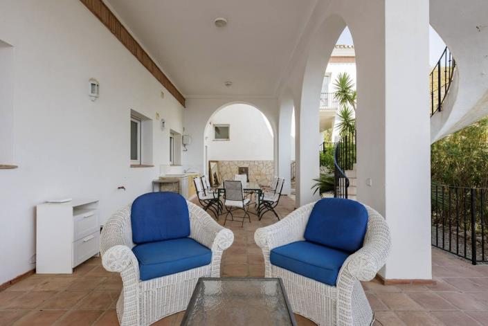 Image No.33-5 Bed Villa / Detached for sale