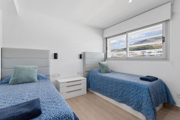 Image No.10-3 Bed Apartment for sale