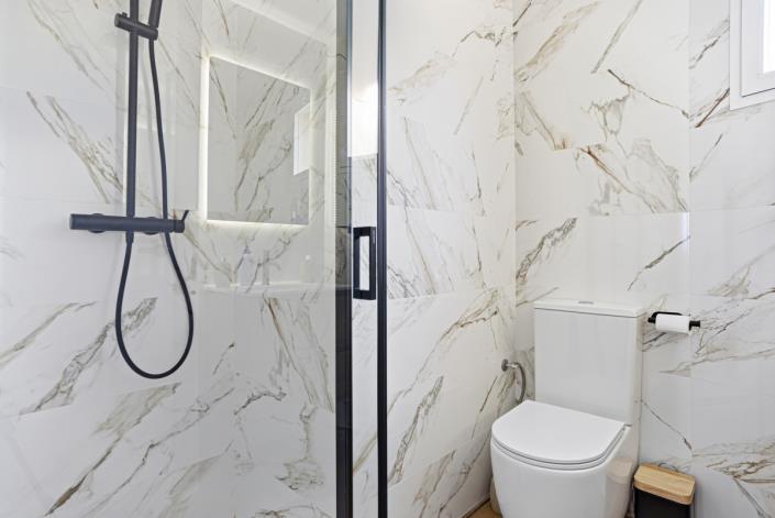 Image No.9-2 Bed Apartment for sale