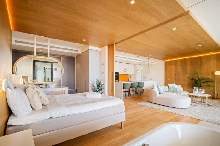 Image No.23-3 Bed Apartment for sale