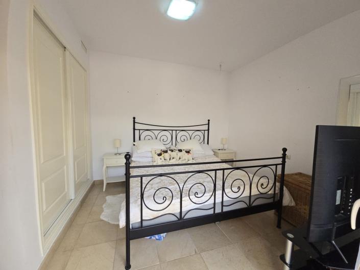 Image No.8-4 Bed Villa / Detached for sale