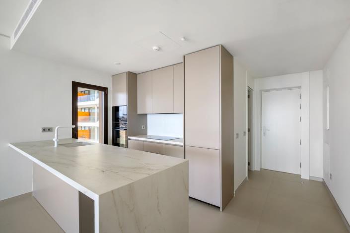 Image No.18-2 Bed Apartment for sale