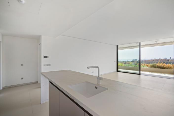 Image No.19-2 Bed Apartment for sale