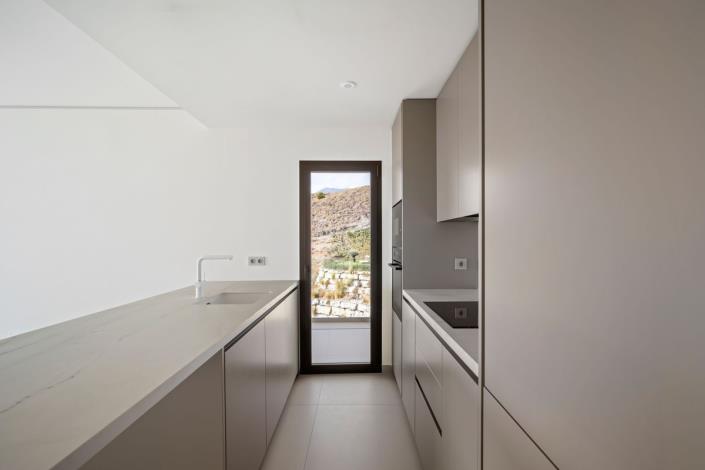 Image No.20-2 Bed Apartment for sale