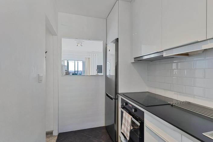 Image No.9-2 Bed Apartment for sale