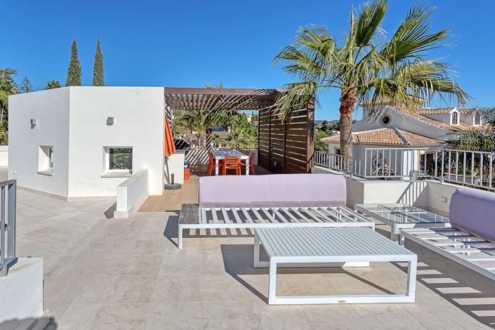 Image No.54-4 Bed Villa / Detached for sale