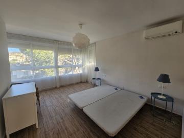 11-4d8aa6e612c0d8ce985b634e45aeea7a