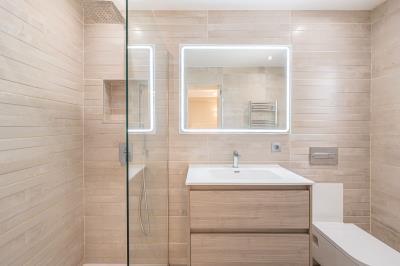 3-644887ed831e8682853ff700c7704b89