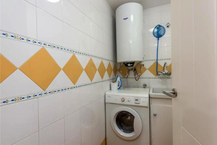 Image No.24-2 Bed Apartment for sale