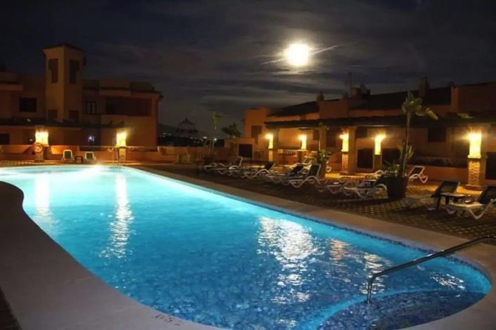 Image No.26-2 Bed Apartment for sale