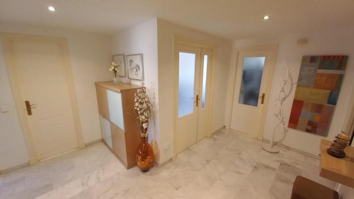 Image No.7-3 Bed Apartment for sale