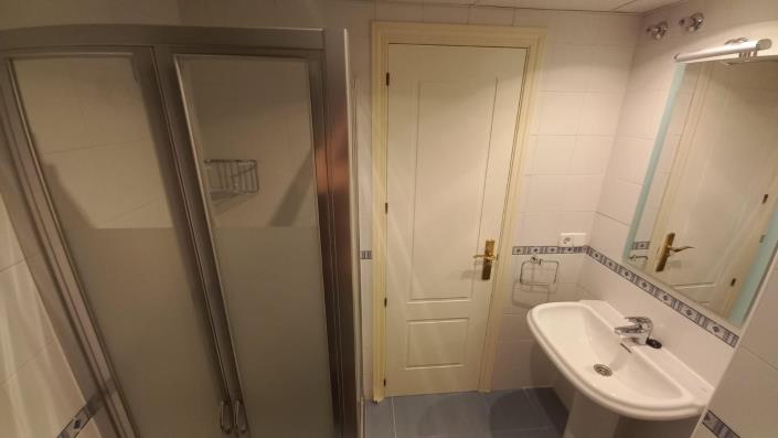 Image No.33-3 Bed Apartment for sale