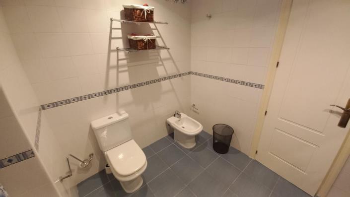 Image No.38-3 Bed Apartment for sale