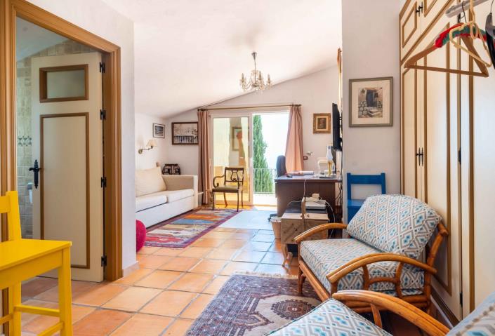 Image No.6-5 Bed Villa / Detached for sale