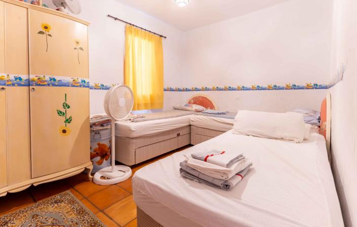 Image No.28-5 Bed Villa / Detached for sale