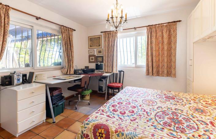 Image No.31-5 Bed Villa / Detached for sale