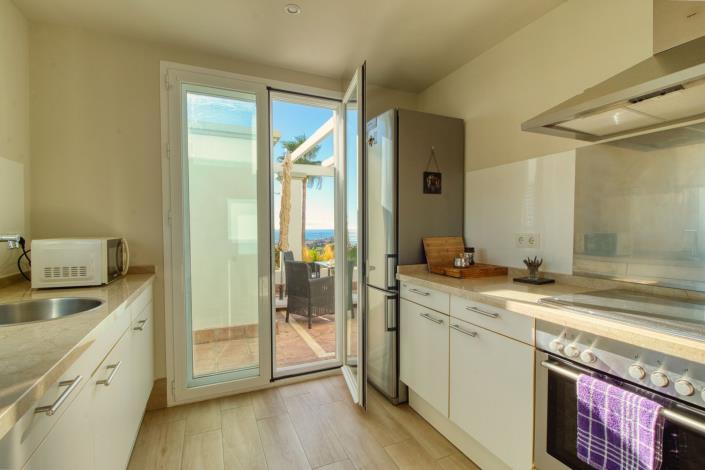 Image No.11-2 Bed Apartment for sale