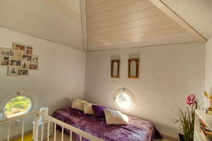 Image No.31-2 Bed Apartment for sale