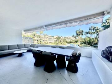 2-5bd7b9d04b45e33852eaf0ec6670150d