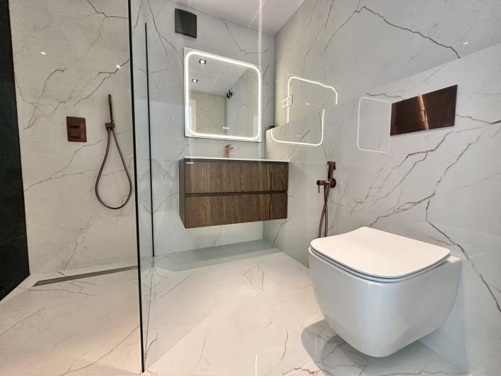 Image No.33-3 Bed Apartment for sale