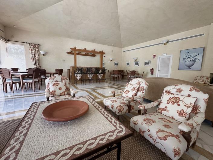 Image No.56-3 Bed Apartment for sale