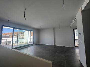 10-bb915d1cb19341576dcdc994b81ab9c5