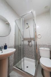 12-53013098fcab6c38b1379cd33298e050