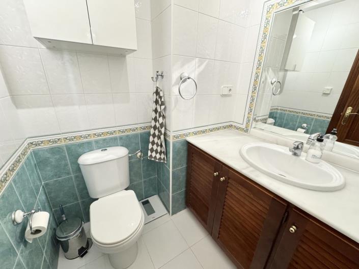 Image No.25-2 Bed Apartment for sale