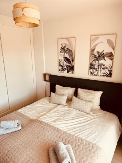 Image No.27-2 Bed Apartment for sale