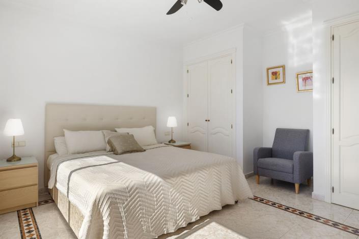 Image No.23-5 Bed Villa / Detached for sale