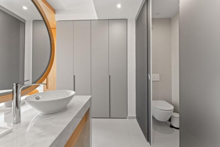 Image No.8-2 Bed Apartment for sale