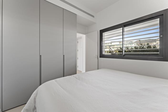 Image No.18-2 Bed Apartment for sale