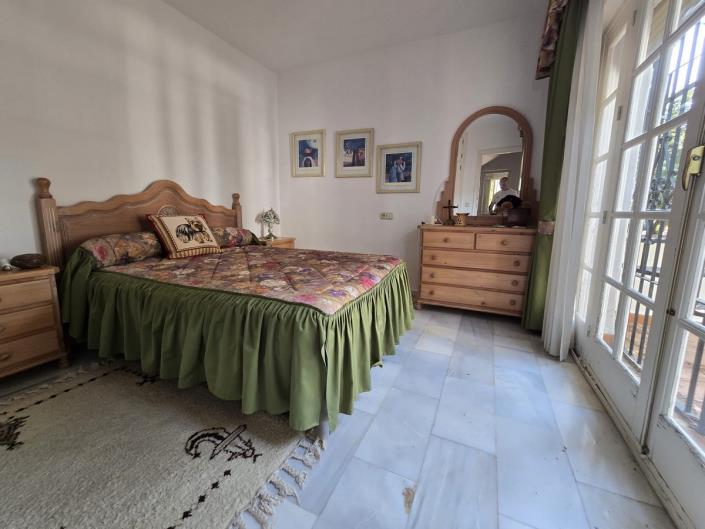 Image No.5-4 Bed Villa / Detached for sale