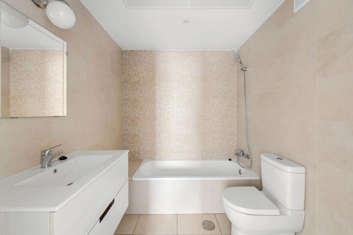 Image No.14-3 Bed Apartment for sale