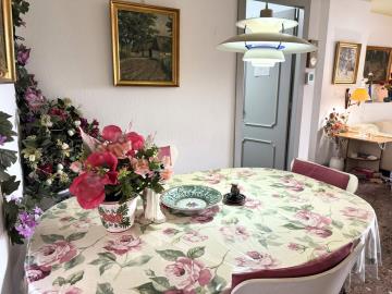 10-bb915d1cb19341576dcdc994b81ab9c5