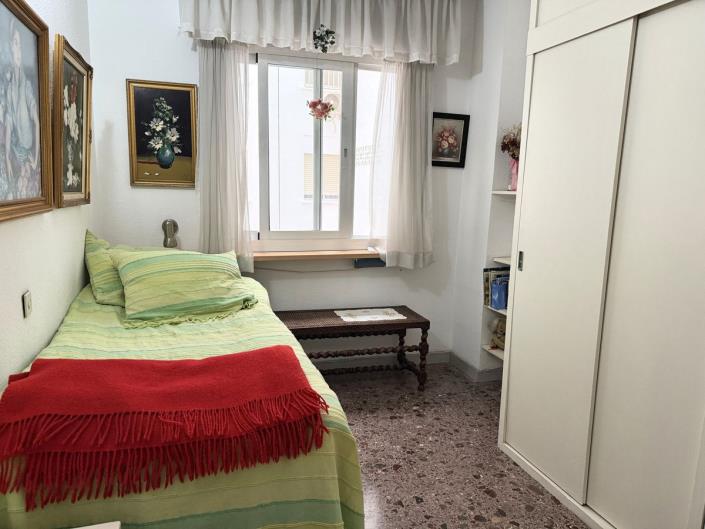 Image No.17-3 Bed Apartment for sale