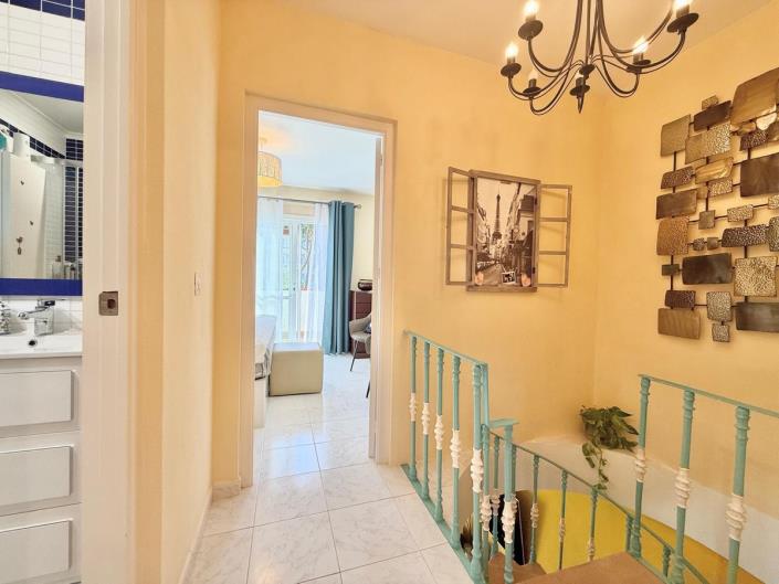 Image No.22-2 Bed Semi-Detached for sale